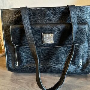 ✨ Vintage Dooney & Bourke Black Leather Tote ✨